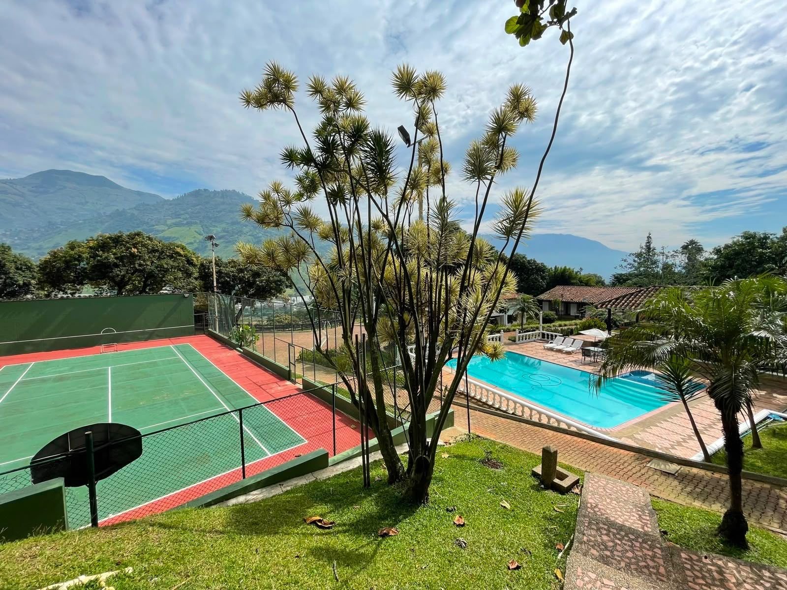 Finca 2111 en Girardota, foto 2