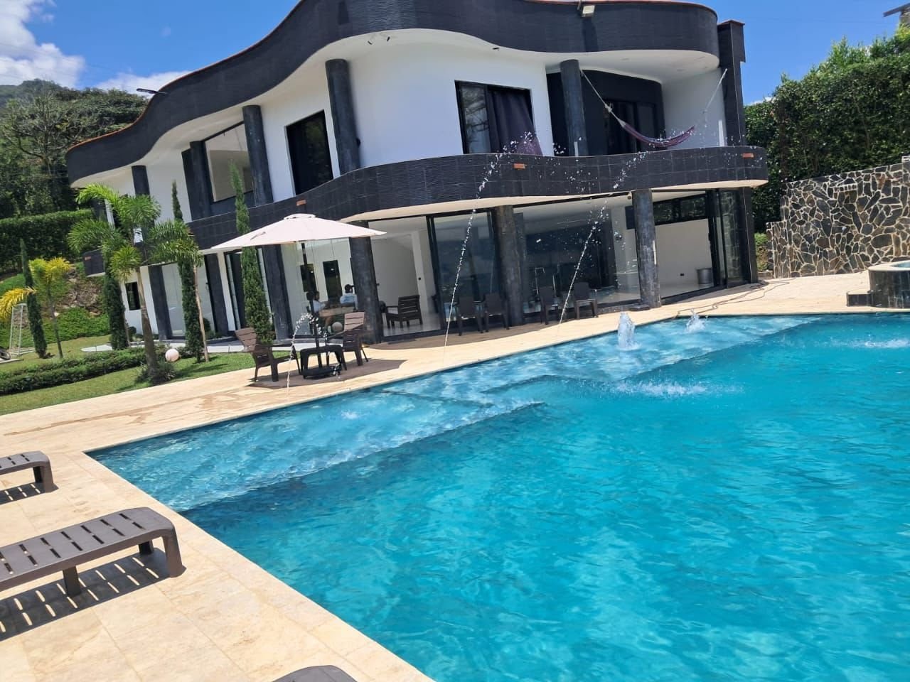 Finca 3112 en Barbosa, foto 1